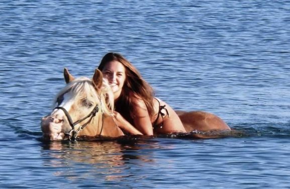 900x600 1 50 a7861f066ccd5e91db222387f0b1b449